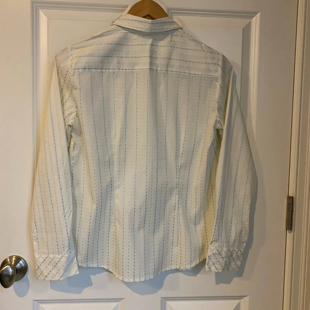 Maternity button down top - Picture 2 of 4